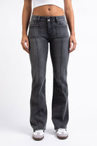 Claire 01Low Bootcut Jeans - Washed Black